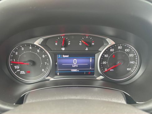 Used 2023 GMC Terrain SLE w/ Driver Convenience Package image 17