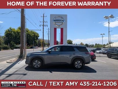 Certified 2022 Nissan Pathfinder SL