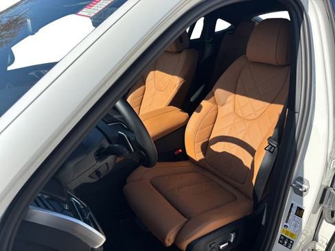 Certified 2023 BMW X6 xDrive40i image 5
