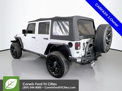 Used 2016 Jeep Wrangler Unlimited Sport w/ Max Tow Package AWD/4WD image 11