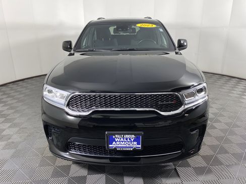Used 2023 Dodge Durango SXT w/ Quick Order Package 2BK image 12