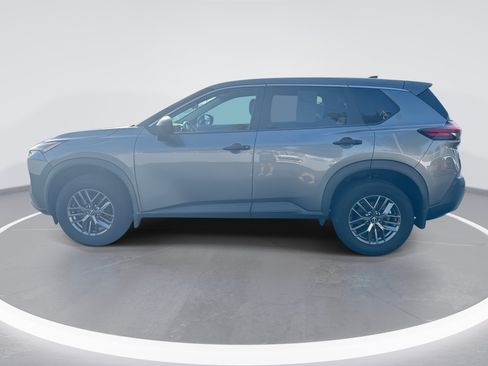 Used 2023 Nissan Rogue S FWD image 7