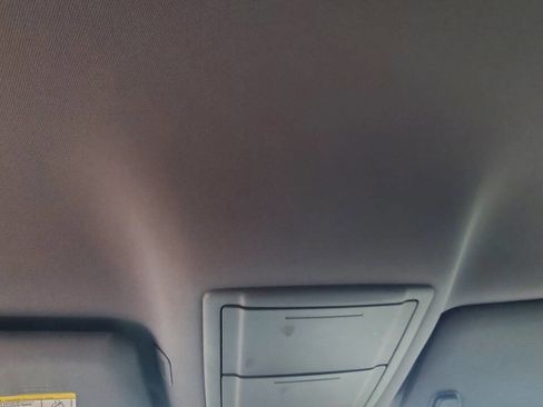 Used 2012 Ford F150 XLT w/ XLT Chrome Pkg image 26