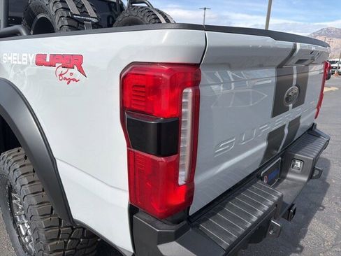 New 2025 Ford F250 Lariat w/ Lariat Ultimate Package image 37