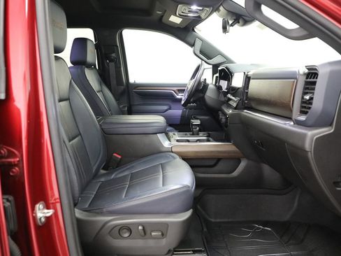 Certified 2023 Chevrolet Silverado 1500 High Country w/ Technology Package AWD/4WD image 11