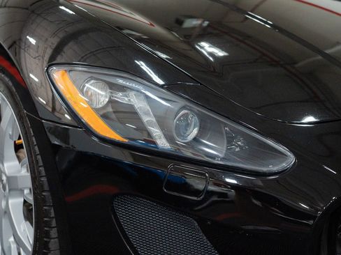 Used 2014 Maserati GranTurismo Sport RWD image 12