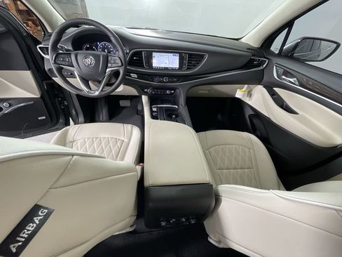Used 2023 Buick Enclave Avenir w/ Trailering Package, 5000 lbs. FWD image 21