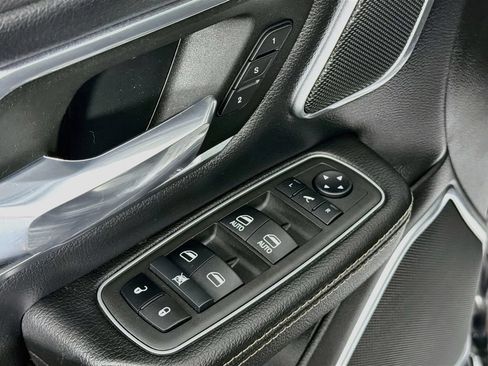 Used 2022 RAM 1500 Laramie w/ Night Edition AWD/4WD image 18