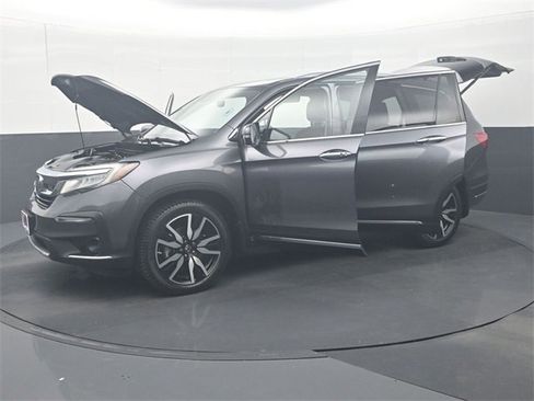 Certified 2021 Honda Pilot Touring image 38