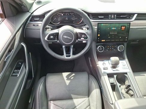 Certified 2023 Jaguar F-PACE S AWD/4WD image 11