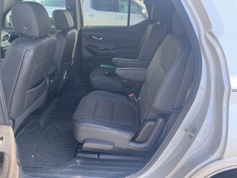 Certified 2023 Chevrolet Traverse High Country w/ LPO, Floor Liner Package image 9