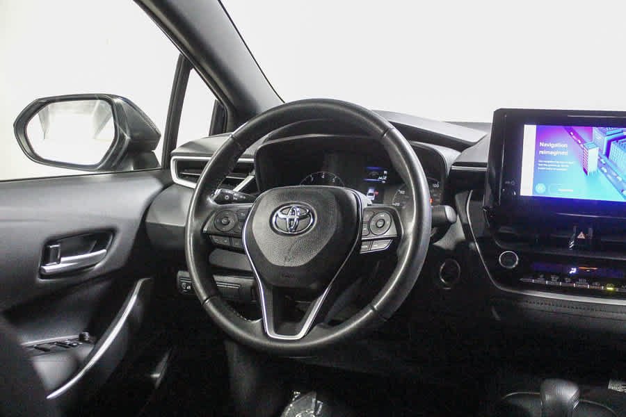 Used 2024 Toyota Corolla SE w/ SE Premium Package FWD image 17