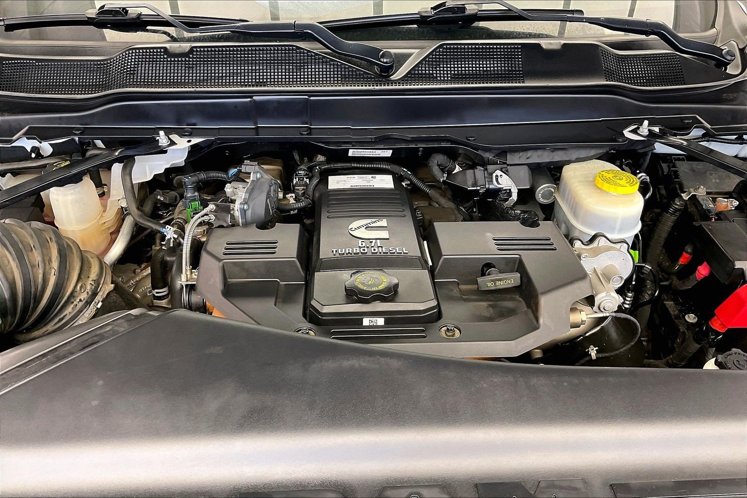 Used 2020 RAM 2500 Laramie AWD/4WD image 9