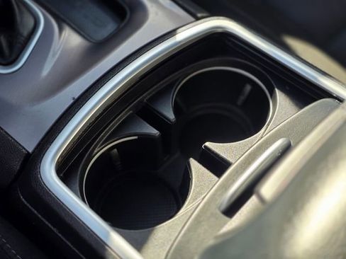 Used 2022 Dodge Charger SXT image 31