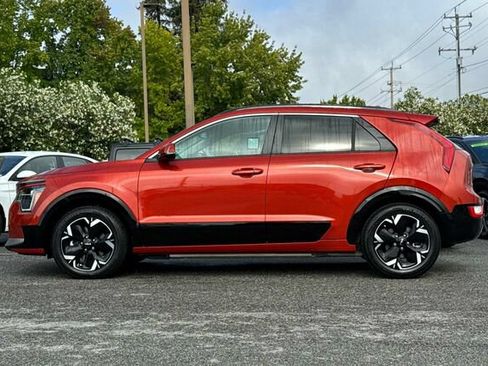 Used 2023 Kia Niro Wind FWD image 7