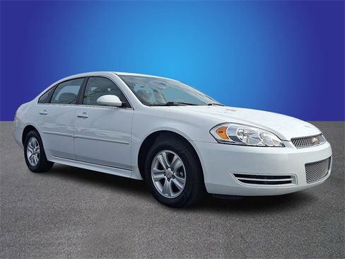 Used 2015 Chevrolet Impala Limited LS image 3