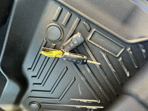 Used 2022 Ford F250 XLT image 17