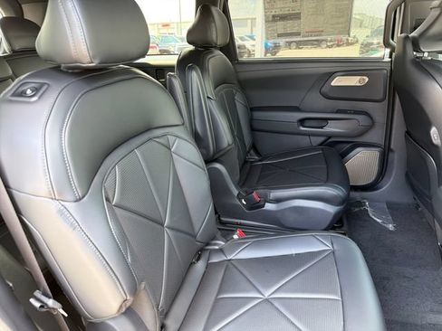 New 2027 Kia Telluride SX w/ Towing Package FWD image 22