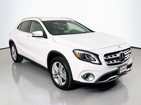 Used 2020 Mercedes-Benz GLA 250 w/ Premium Package image 4