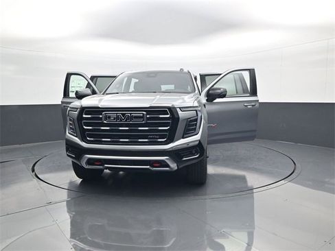 New 2026 GMC Yukon XL AT4 w/ AT4 Premium Plus Package image 32