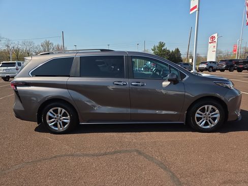 Certified 2023 Toyota Sienna XLE w/ XLE Plus Package AWD/4WD image 2