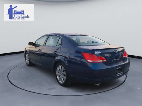 Used 2006 Toyota Avalon XLS image 6