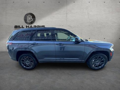 New 2025 Jeep Grand Cherokee Summit image 5