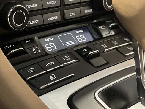 Used 2017 Porsche 911 Carrera image 28