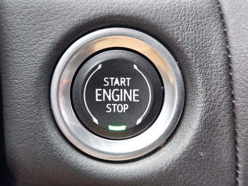 Used 2021 Chevrolet Tahoe High Country AWD/4WD image 19