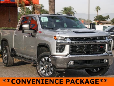 Used 2021 Chevrolet Silverado 3500 LT w/ Convenience Package image 2