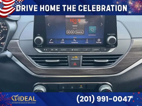 Used 2024 Nissan Altima 2.5 SV FWD image 19