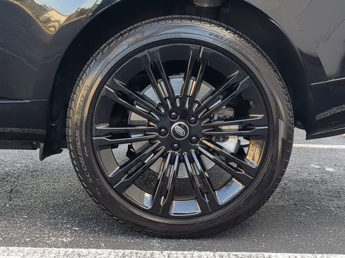 Used 2023 Land Rover Range Rover SE image 13