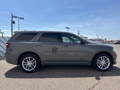 Used 2025 Dodge Durango GT AWD/4WD image 6