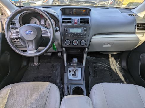 Used 2015 Subaru Forester 2.5i Limited image 16