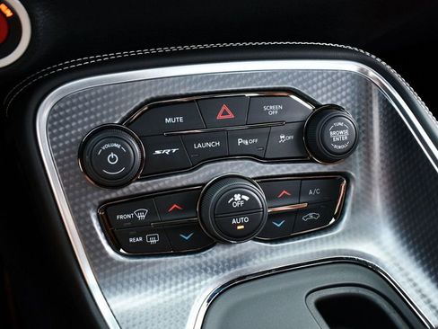 Used 2017 Dodge Challenger SRT Hellcat image 51