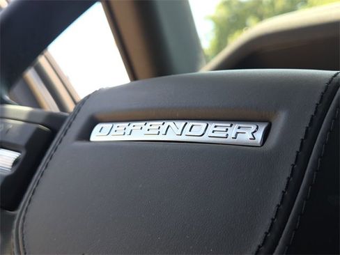 Used 2023 Land Rover Defender 130 X image 23