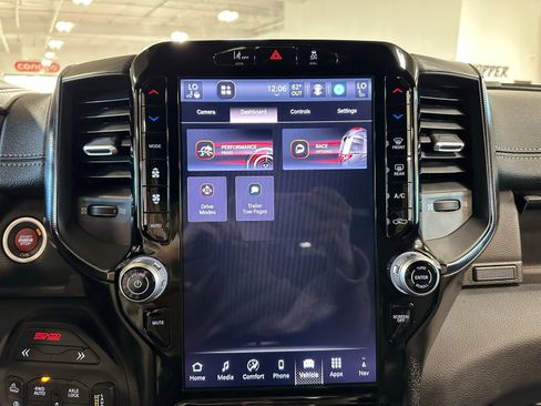 Used 2025 RAM 1500 RHO image 35