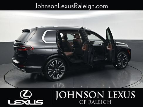 Used 2025 BMW X7 xDrive40i w/ Premium Package AWD/4WD image 30