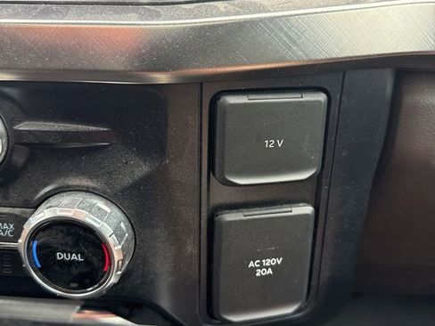 Used 2024 Ford F350 King Ranch AWD/4WD image 26