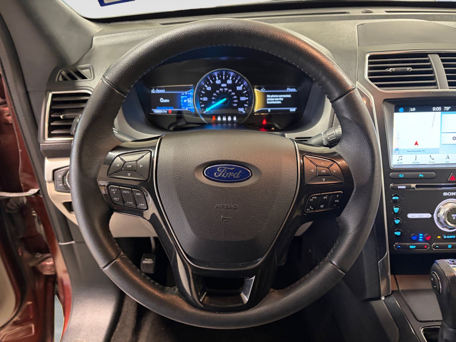 Used 2018 Ford Explorer Limited FWD image 13