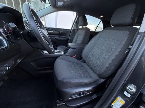 Used 2022 Chevrolet Equinox LT image 23