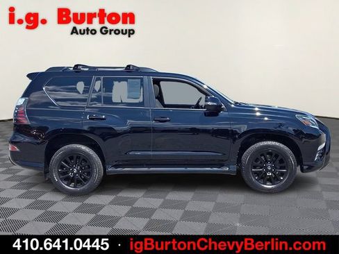 Used 2023 Lexus GX 460 w/ Black Line Special Edition AWD/4WD image 7