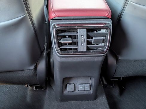Used 2022 Lexus NX 250 FWD w/ Towing Package (2000 Lbs) image 17