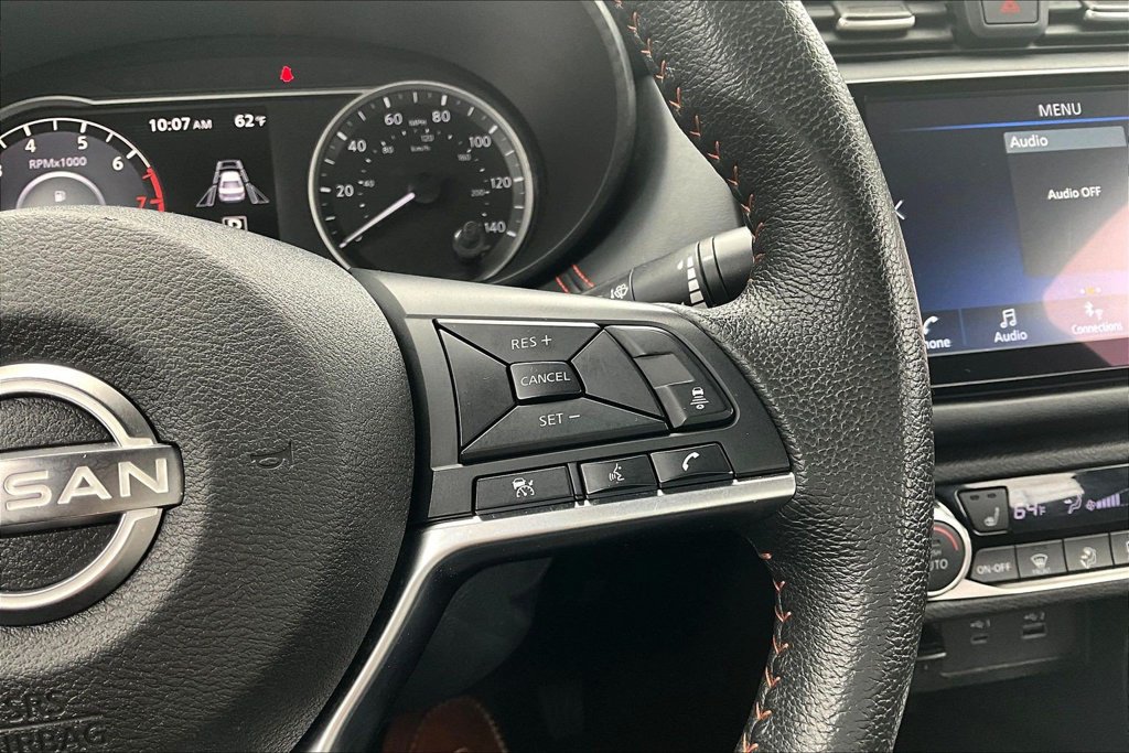 Used 2024 Nissan Versa SR FWD image 12