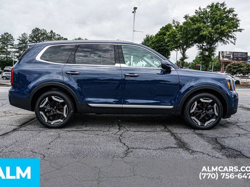 Used 2025 Kia Telluride S AWD/4WD image 11