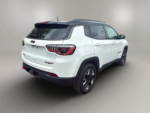 Used 2017 Jeep Compass Trailhawk w/ Navigation Group AWD/4WD image 5