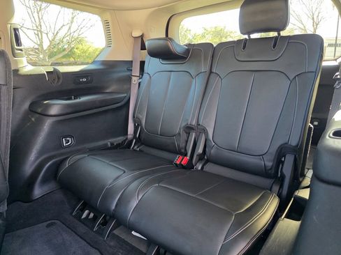 Used 2021 Jeep Grand Cherokee L Limited w/ Trailer Tow Group (B) image 29