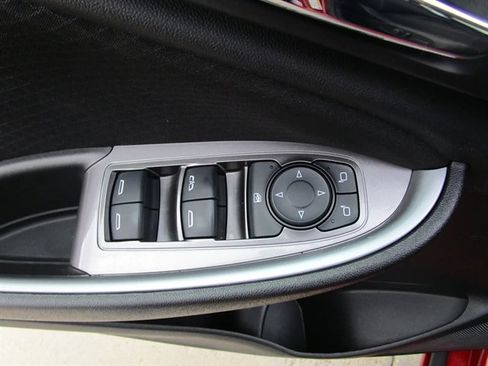 Used 2024 Chevrolet Malibu LT image 12