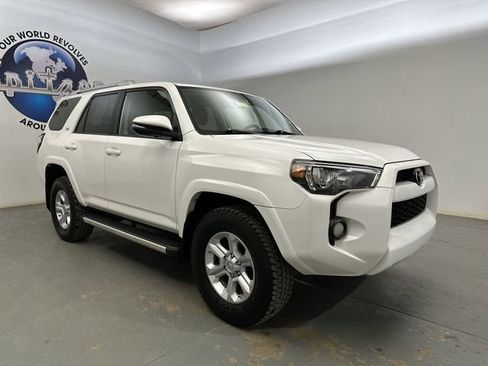 Used 2016 Toyota 4Runner 4WD image 12