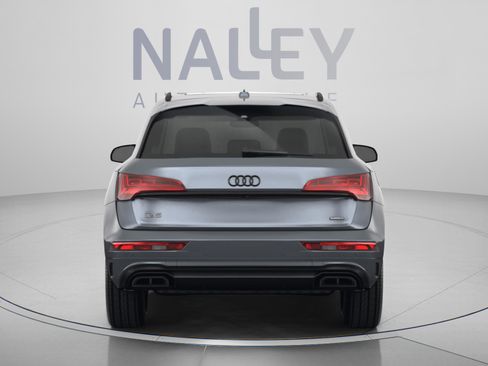 Used 2023 Audi Q5 2.0T Premium Plus w/ Premium Plus Package AWD/4WD image 3